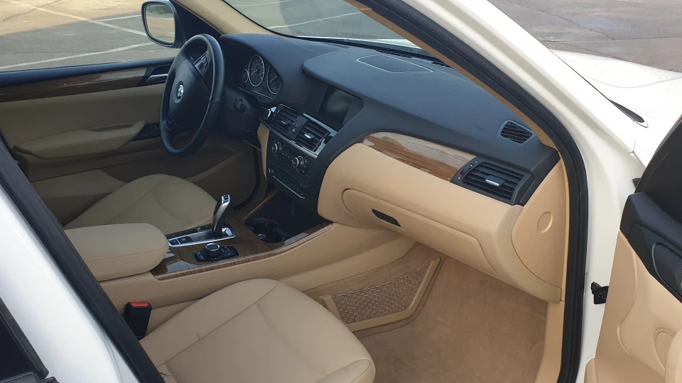 BMW X3 WhiteAlpine2.8 x-drive 5