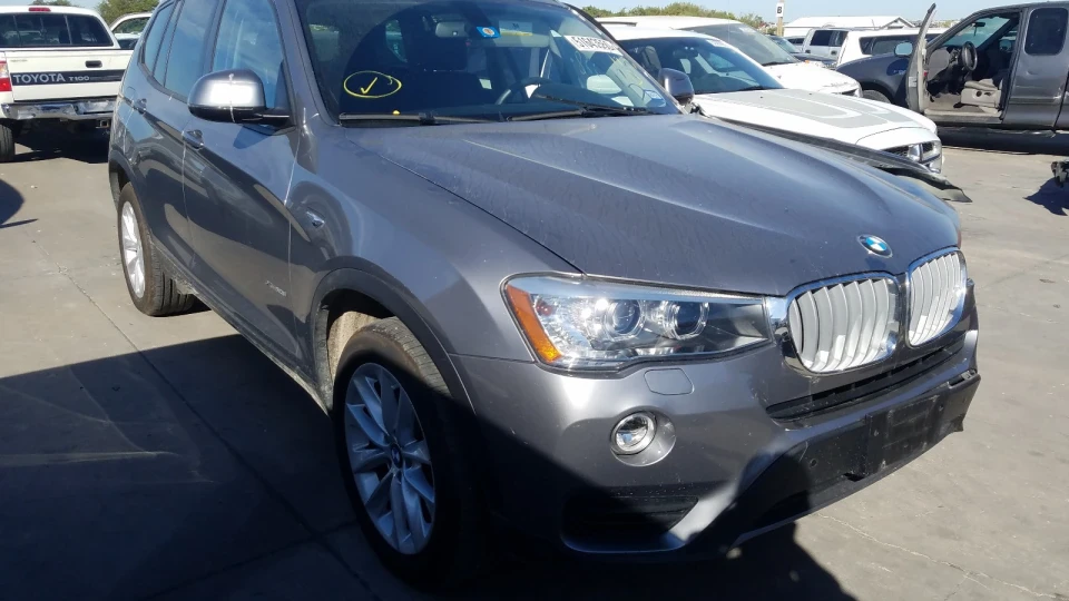 BMW X3 xDrive i28