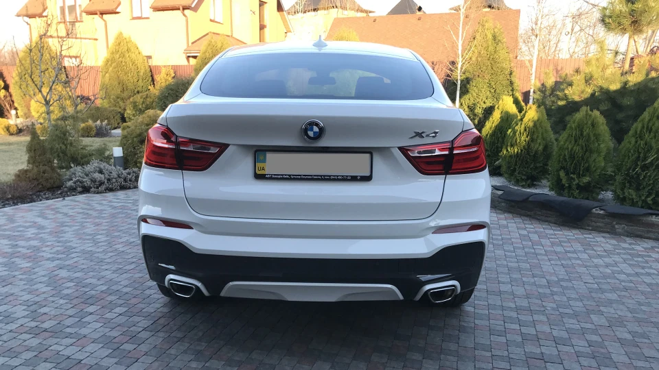 BMW X4 20d Зефір 2
