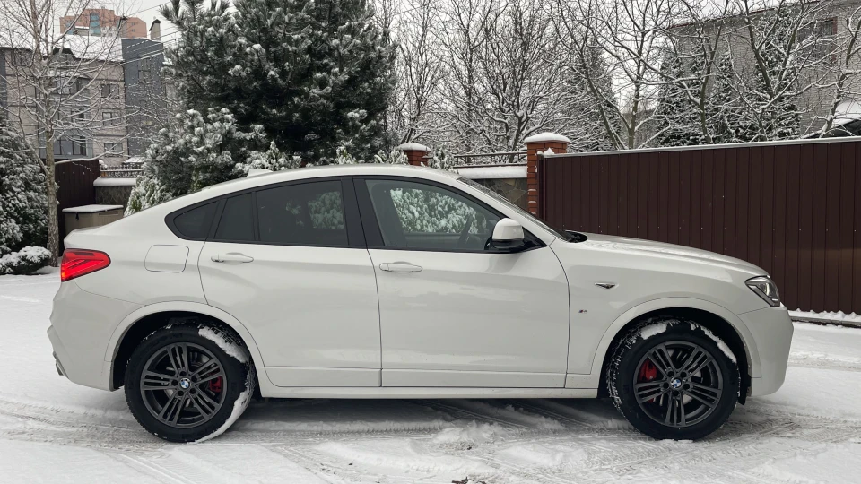 BMW X4 20d Зефір 3