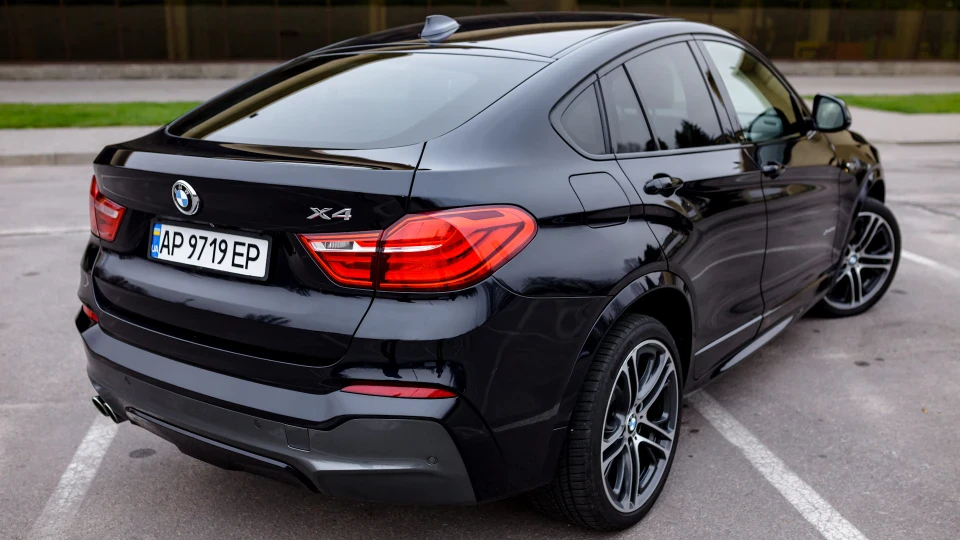BMW X4 2.8