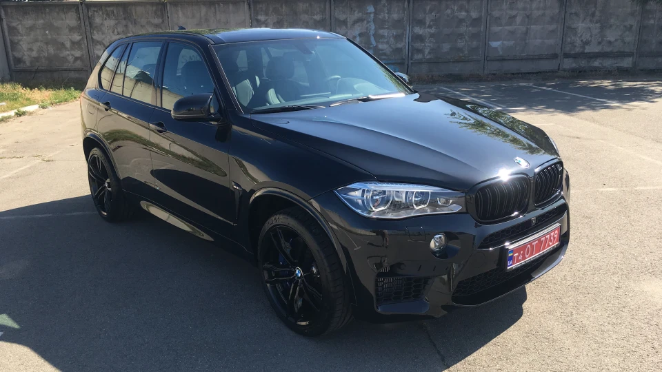 BMW X5 M Чорний