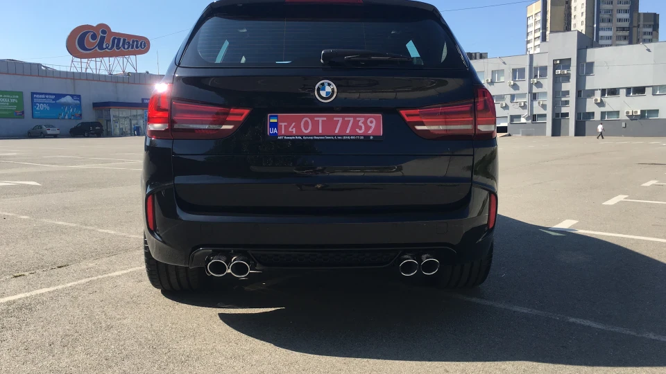 BMW X5 M Чорний 2