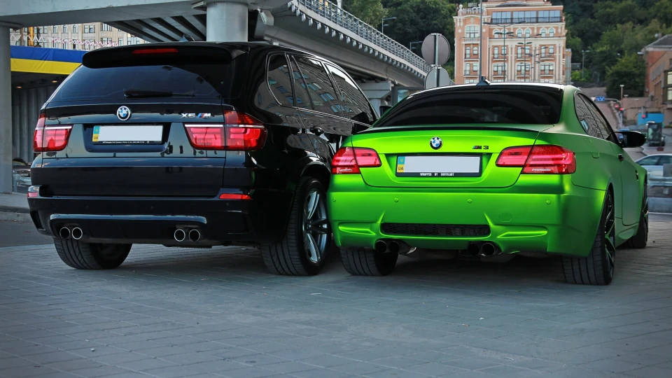 BMW X5 M Fat boot 3