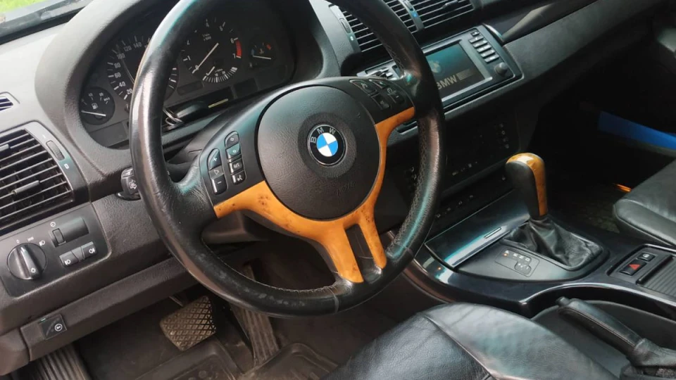BMW X5 2