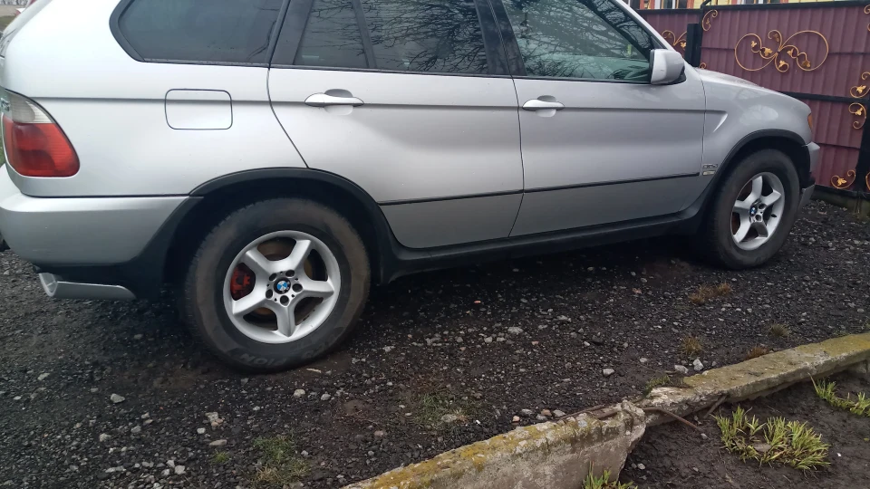 BMW X5 3.0 D TURBO 5