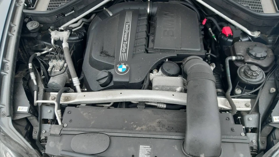 BMW X5 3.0 turbo 4