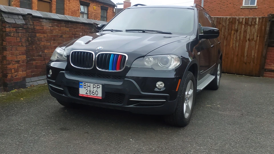 BMW X5 3.0i Black Sapphire