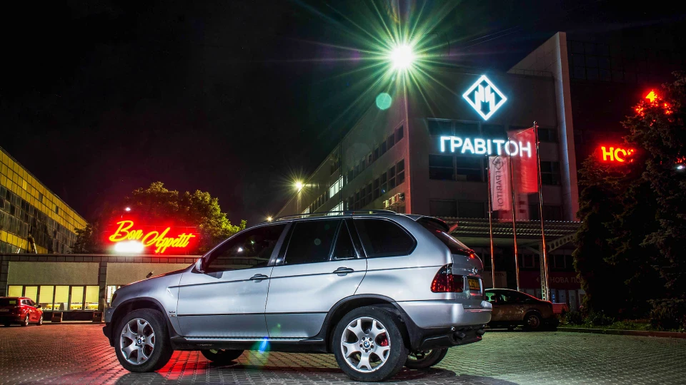 BMW X5 3.0i Sport 2