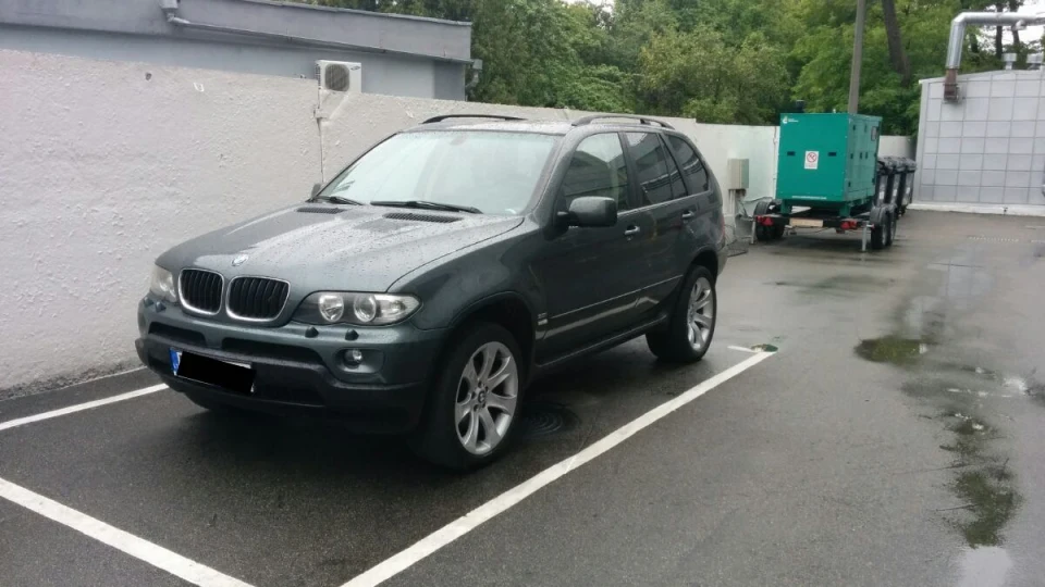BMW X5 3.0i 5