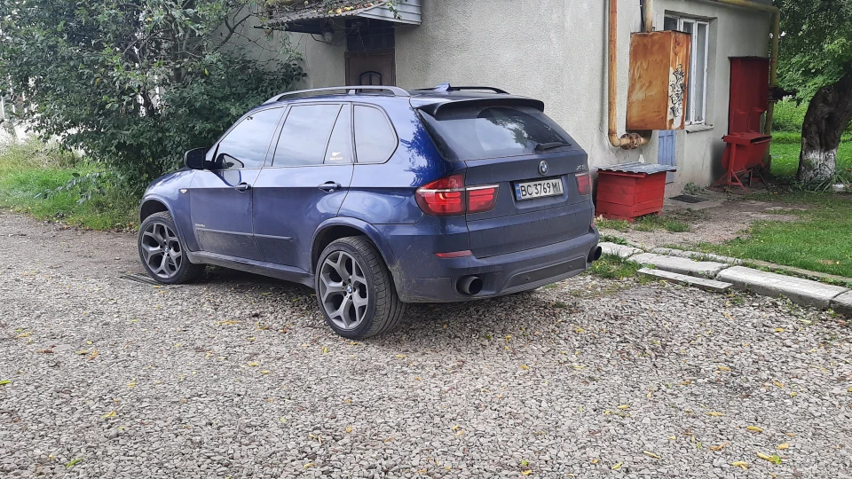 BMW X5 35d Unlim bust 2