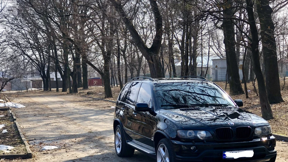 BMW X5 4.6 - бумер