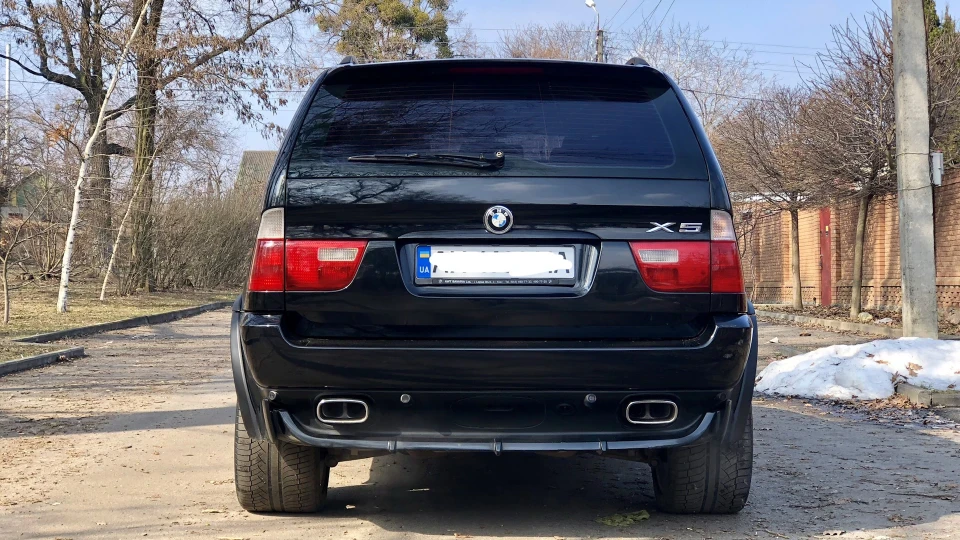 BMW X5 4.6 - бумер 5