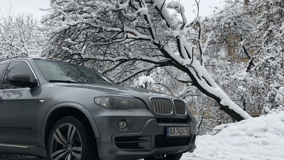 BMW X5 4.8 2