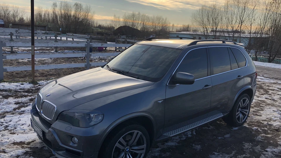 BMW X5 4.8 3