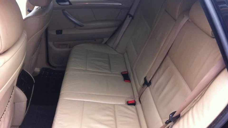 BMW X5 4.8 3