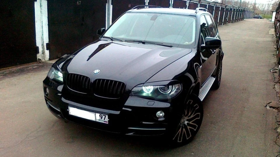BMW X5 4.8 5