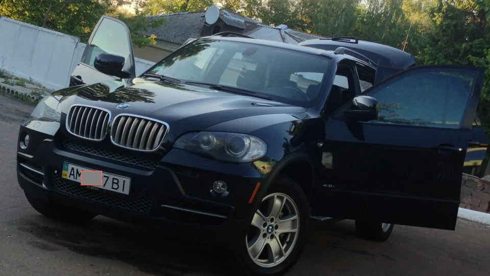 BMW X5 4.8 2