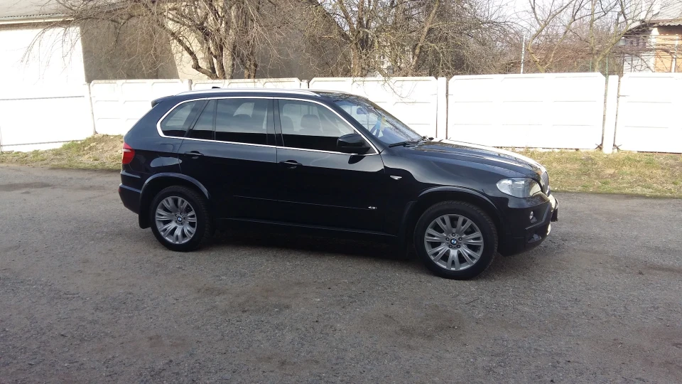 BMW X5 4.8і 3