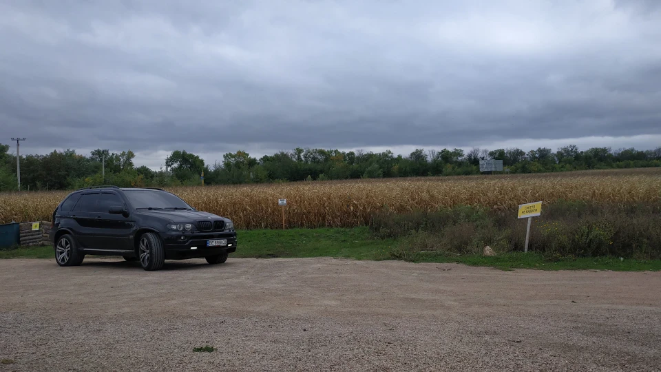 BMW X5 4.8is black on black🔞 2