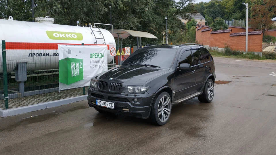 BMW X5 4.8is black on black🔞 3