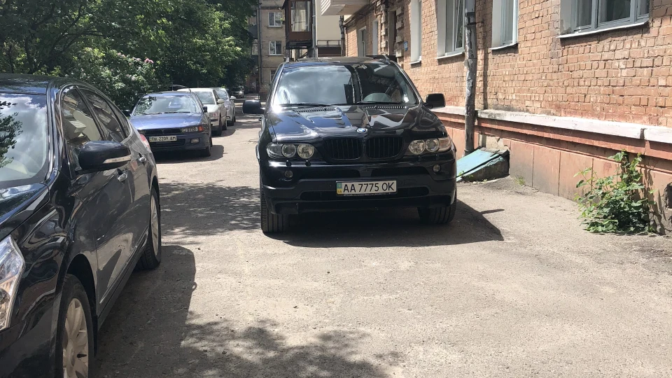 BMW X5 4.8is Масік