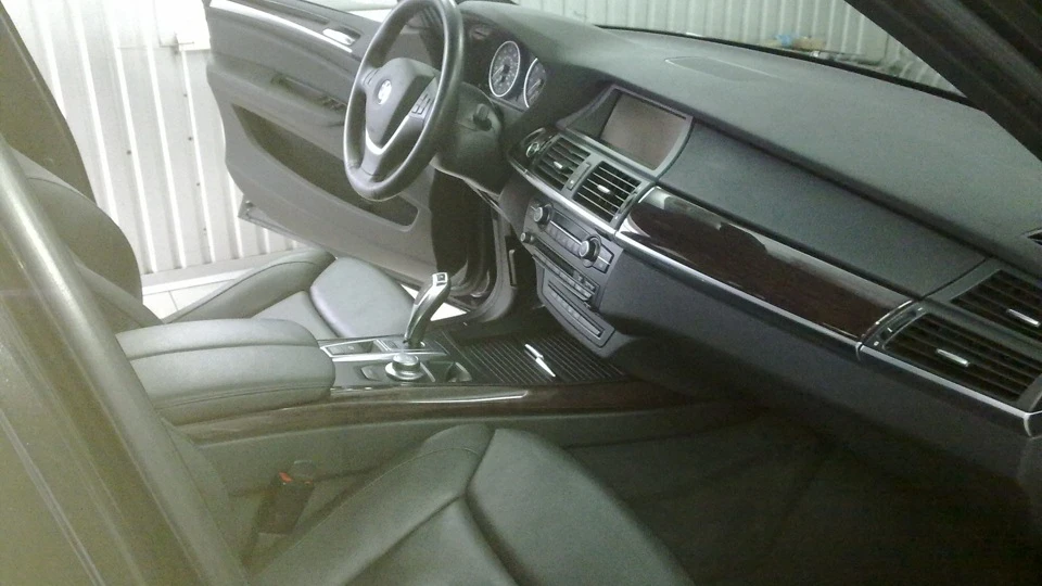 BMW X5 Асфальтоукладач 4