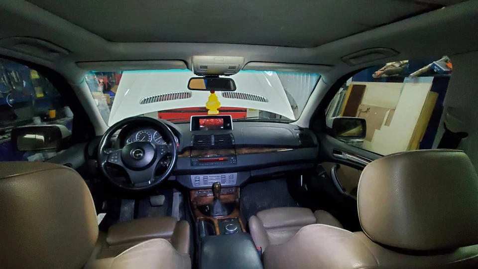 BMW X5 Білий дід 5