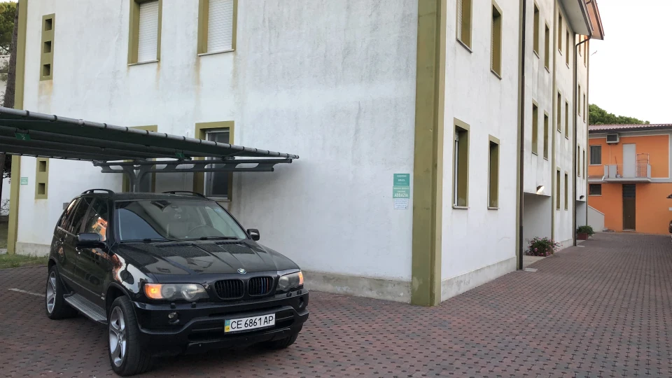 BMW X5 Black bum 5