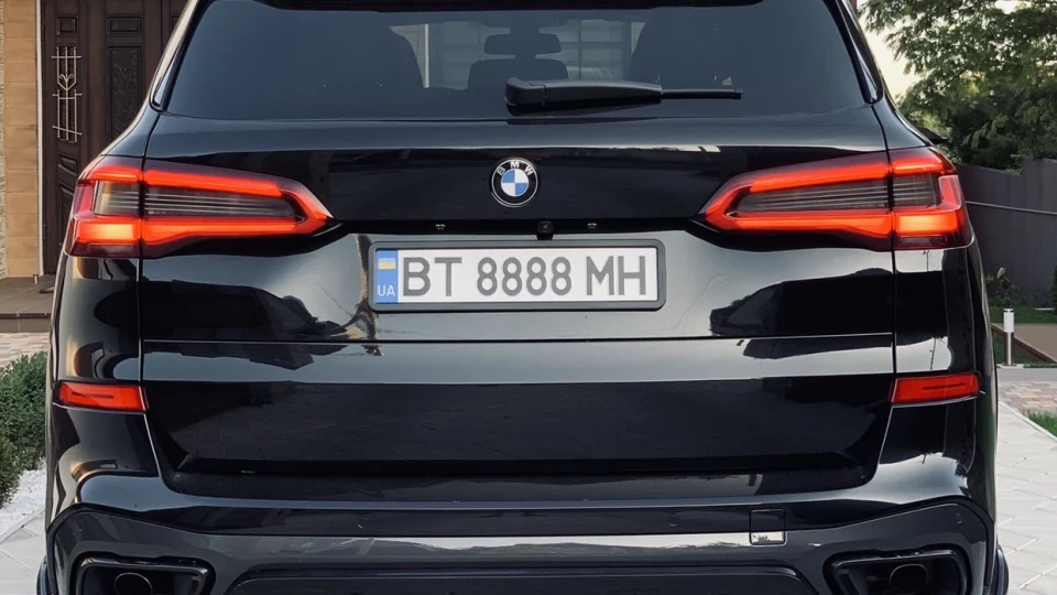 BMW X5 Black ParadigM