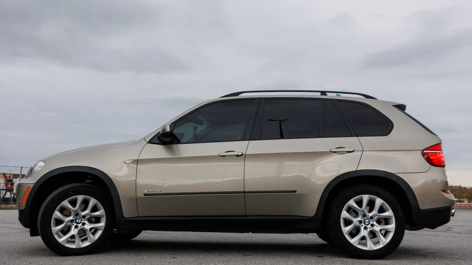 BMW X5 BMW X5 E70 35i PLATINUM 2