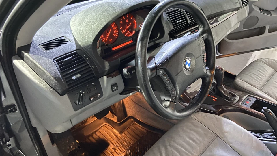 BMW X5 БОСЯК 2
