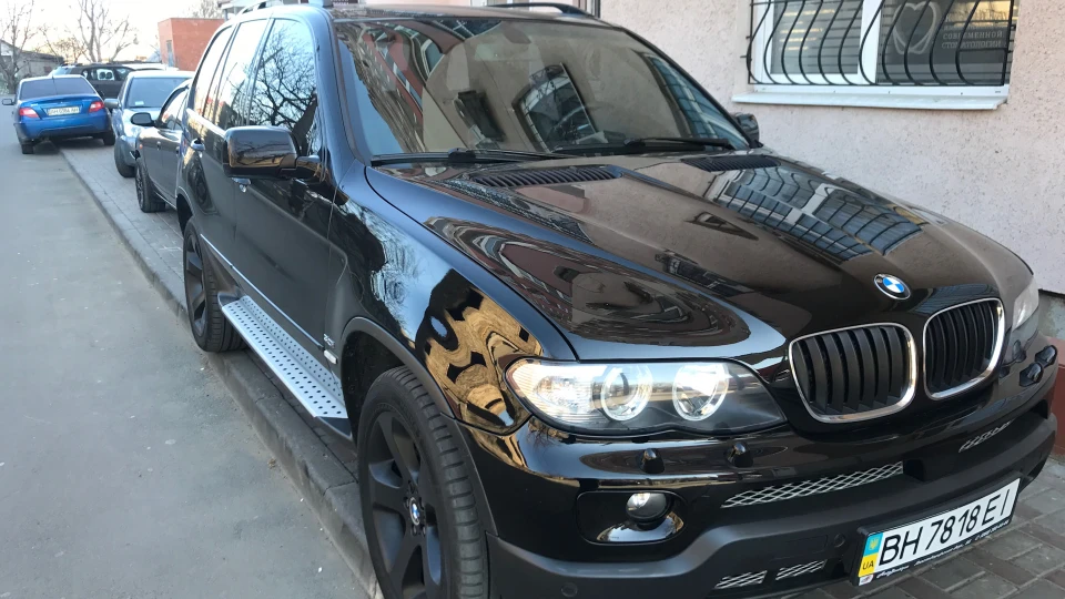 BMW X5 Чорний Ікс 2