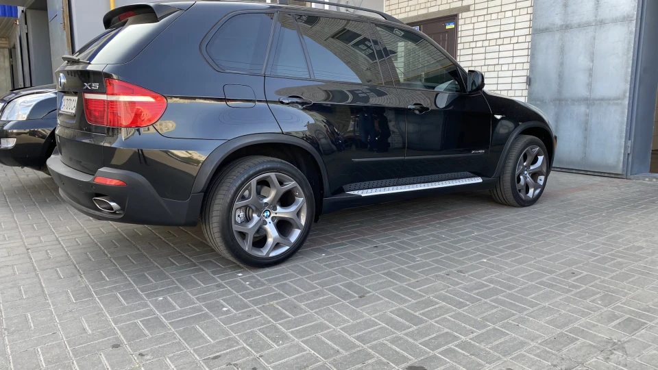 BMW X5 Чорний хом'як