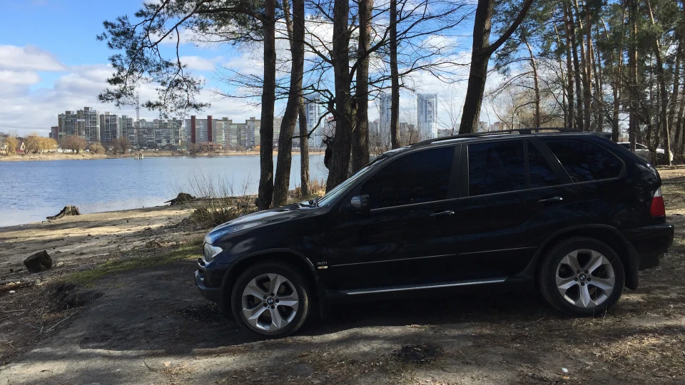 BMW X5 Колір Крила Ворона