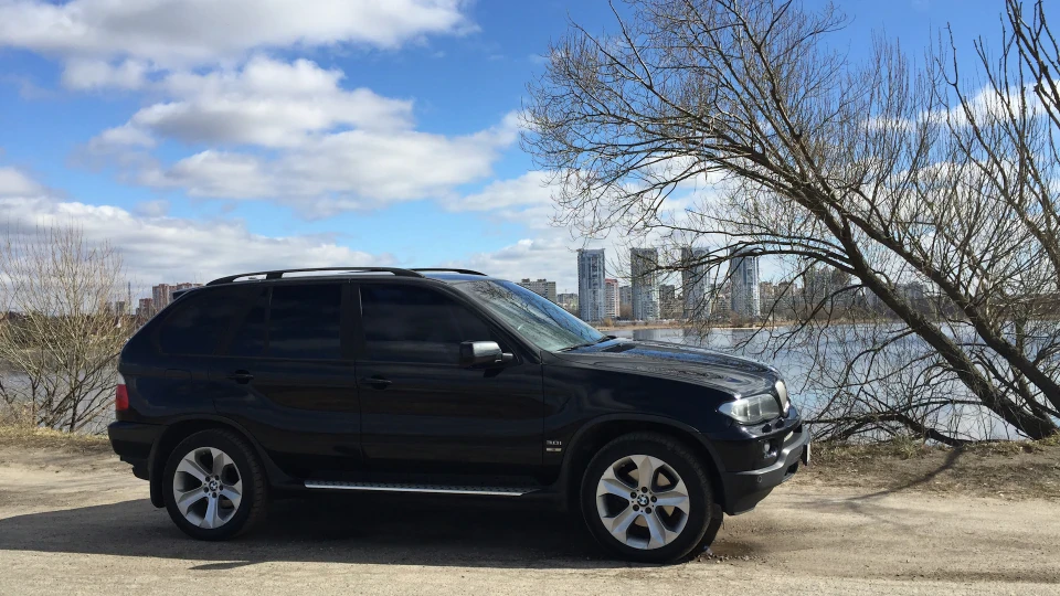 BMW X5 Колір Крила Ворона 2
