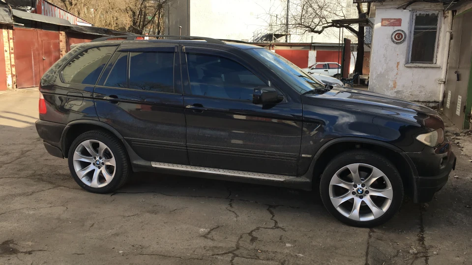 BMW X5 e53 n62tu 4.4 5