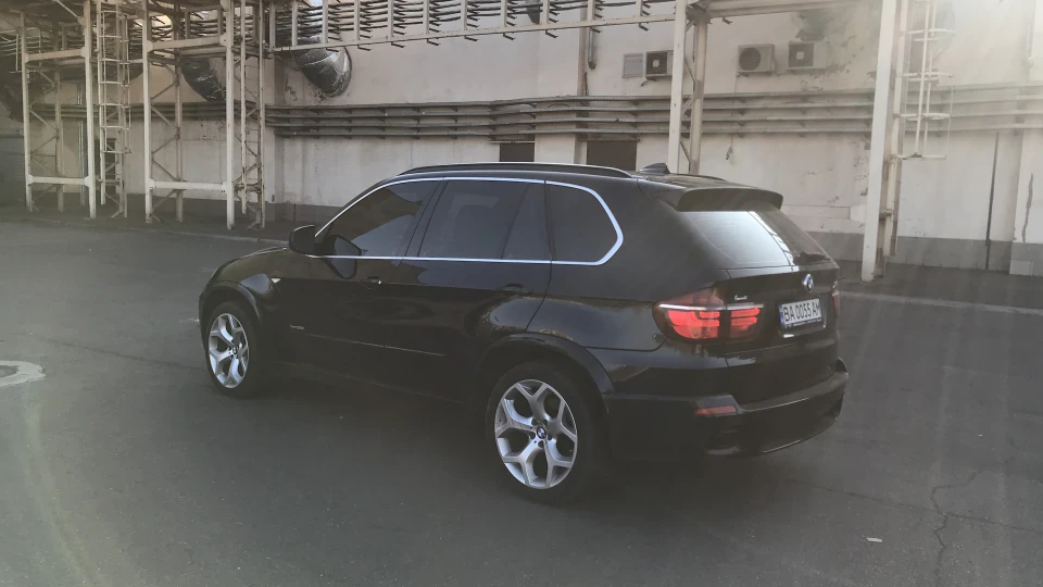 BMW X5 ///M Package 4