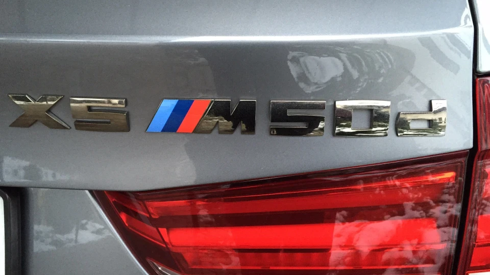 BMW X5 M50D 5