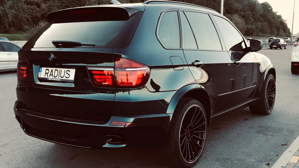BMW X5 Midnight 4