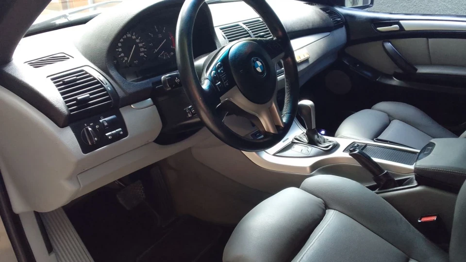 BMW X5 PANZER 4