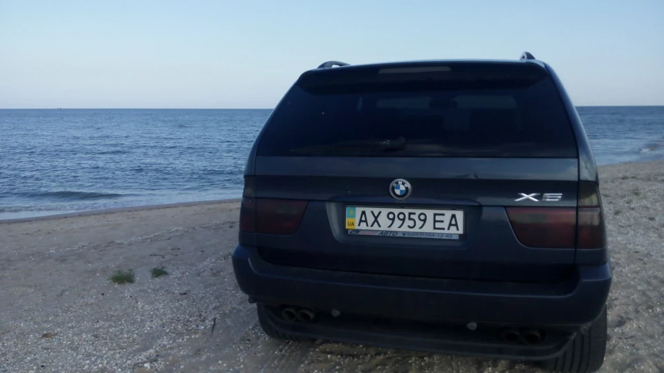 BMW X5 спритний УАЗ-ік!