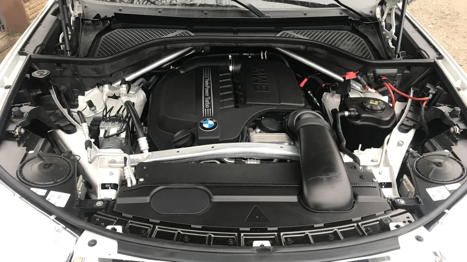 BMW X5 USA 3.0 турбо перламутр 3