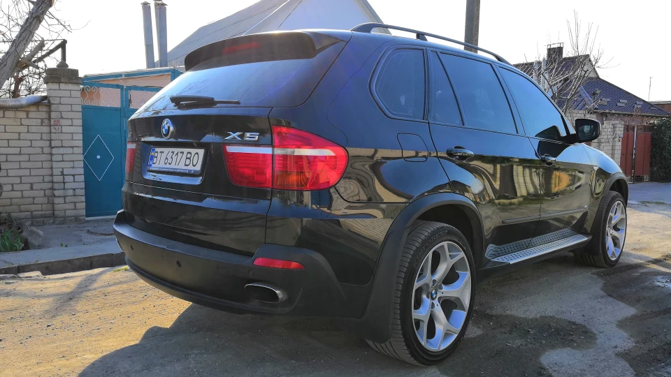 BMW X5 Вірний пес