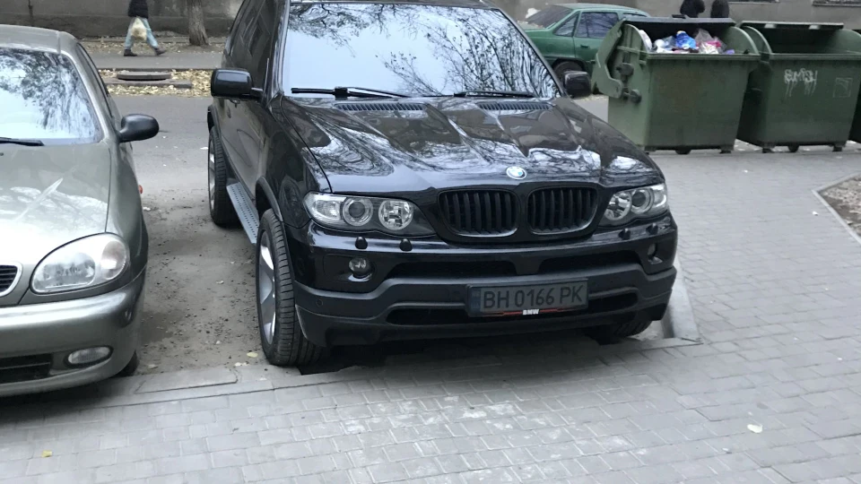 BMW X5 Хом'як 2