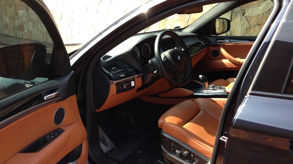 BMW X6 M 4