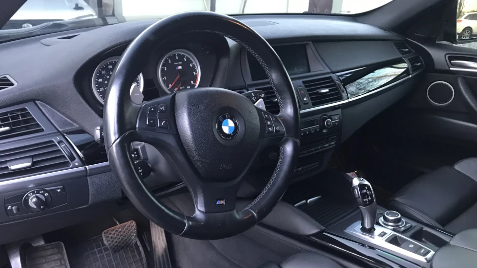 BMW X6 M The Black Beast 5