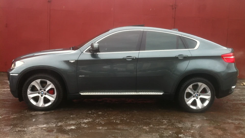 BMW X6 35ix-drive Tasman green 3