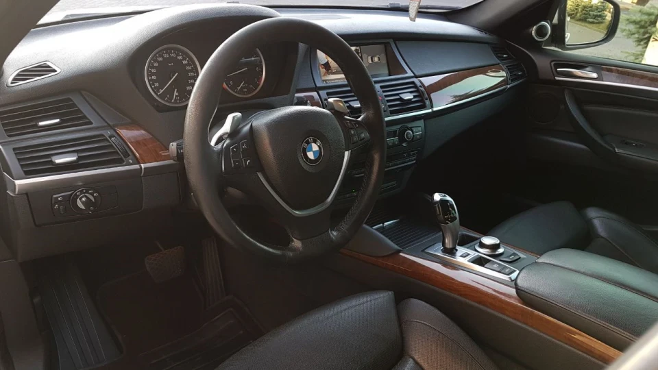 BMW X6 4.4 4
