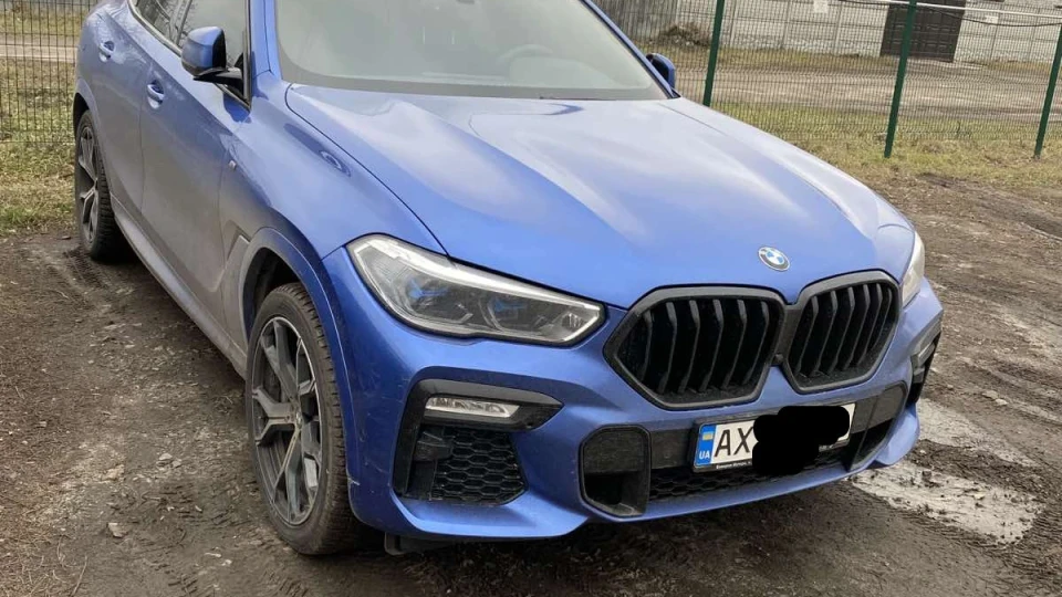 BMW X6 50i